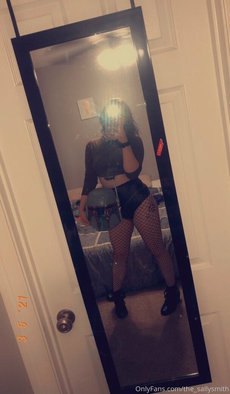 メコスジのオンリーファンズ ヌード 写真