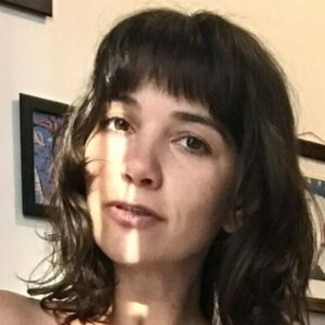 足 熟女 オンリーファンズ 裸 写真