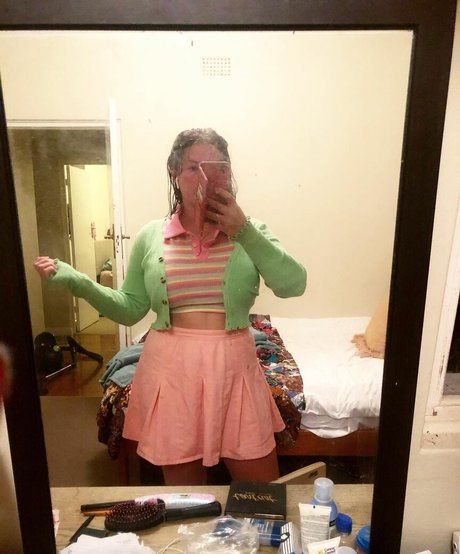 asmrマッサージオンリーファンズ ヌード ギャラリー