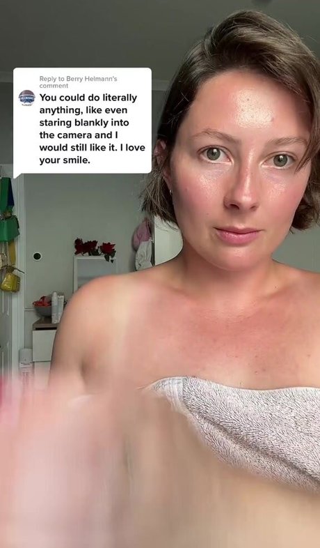 メガネのフェラチオオンリーファンズ アダルト無料 画像