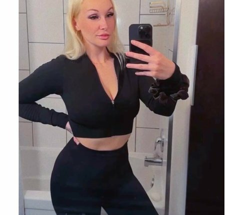 乳首 オンリーファンズ セクシーヌード ギャラリー