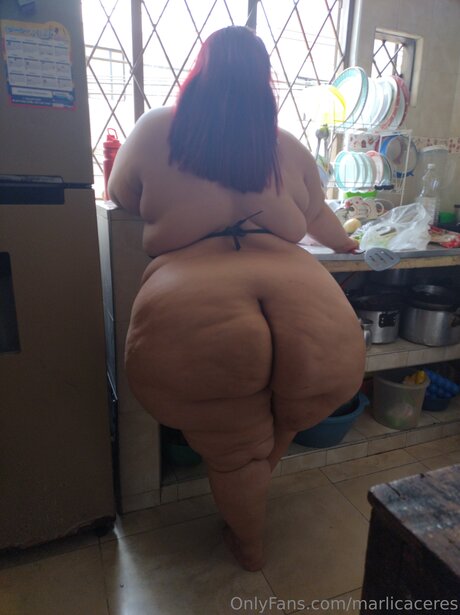 marlicaceres 裸のスター 画像