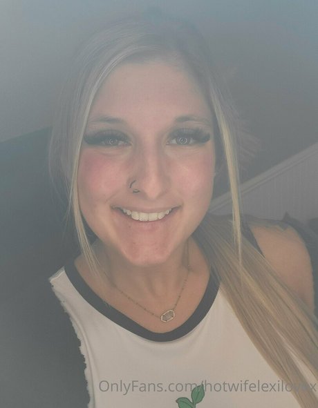 hotwifelexilovex ポルノスター トップ アーカイブ