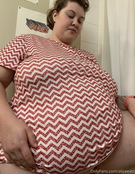 金髪の筋肉オンリーファンズ セックス 写真