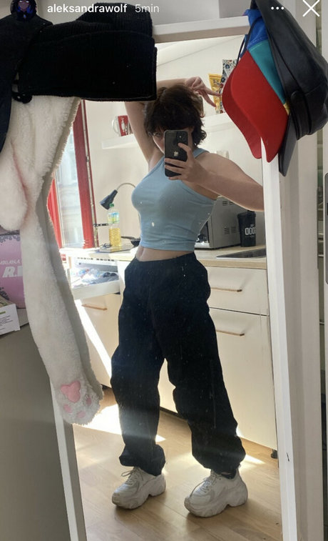 Wendy hertz ポルノスター ホット 写真