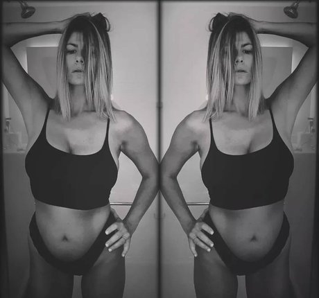 金髪の顔射オンリーファンズ ホットセクシー ギャラリー