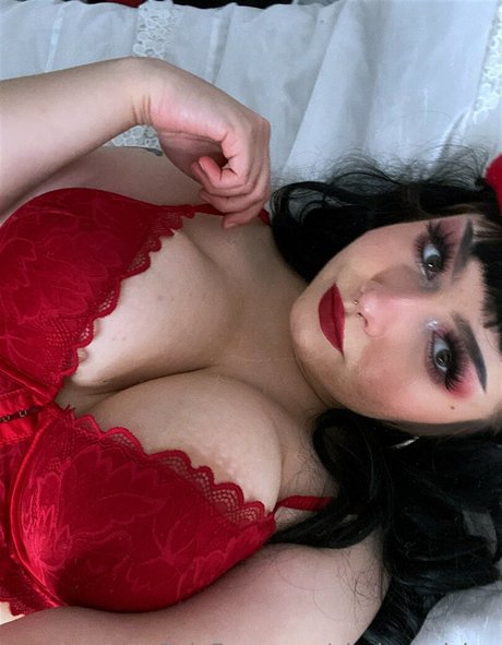 virghoe rising ヌードモデル 画像