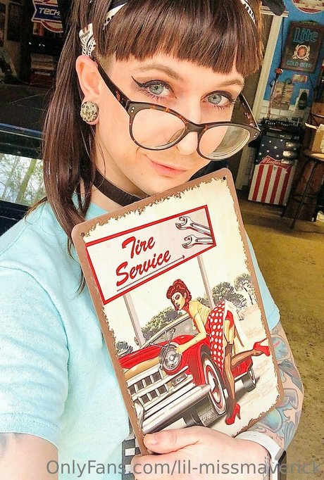 双子の姉妹オンリーファンズ ポルノグラフィック 画像