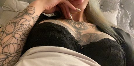 Ts Missy Adair ポルノスター 写真