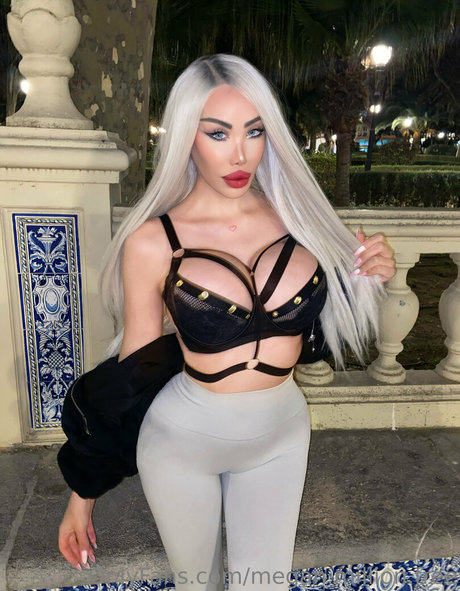 megan million free ポルノスター ホット 画像