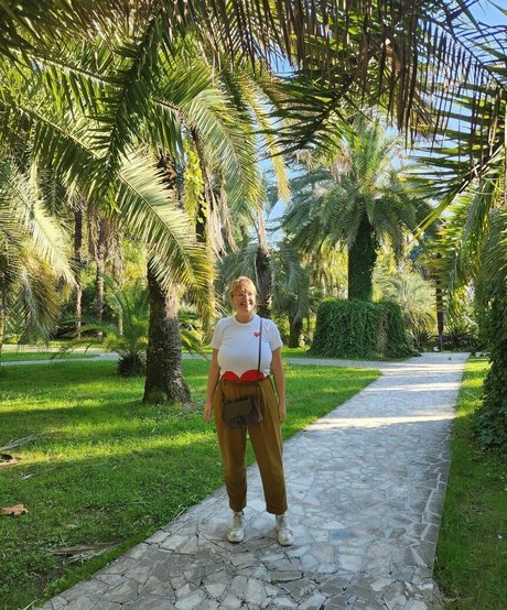 陸軍の熟女オンリーファンズ ヌード 写真