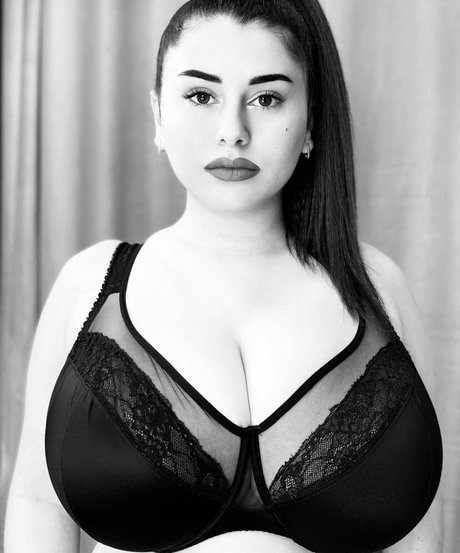 ブロンドのお尻オンリーファンズ ホットポルノ 写真