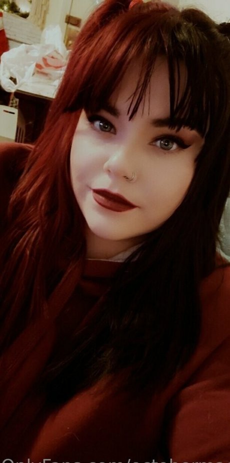 octobermae 女優 画像