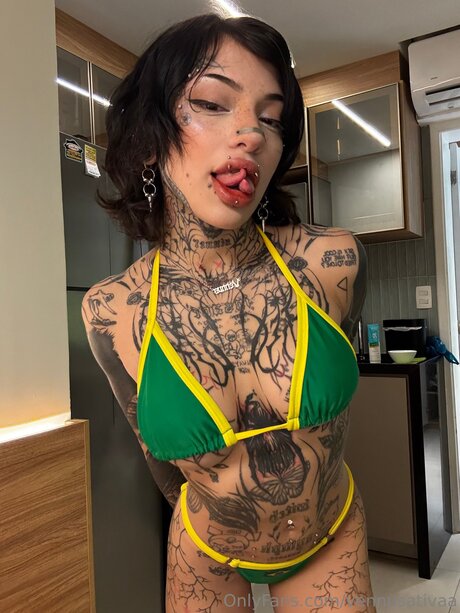 vennusativaa 美しいモデル 写真