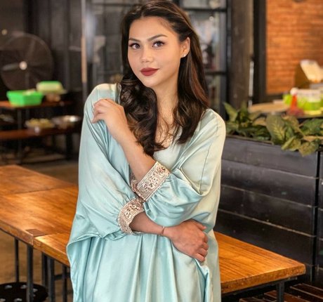 毛深いアジア人オンリーファンズ えろ 写真