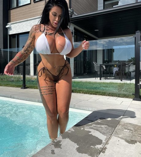 Vanessa bootybuilder 写真集