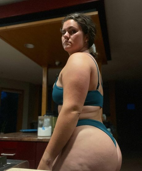 ohyouknowta 美しいモデル 画像