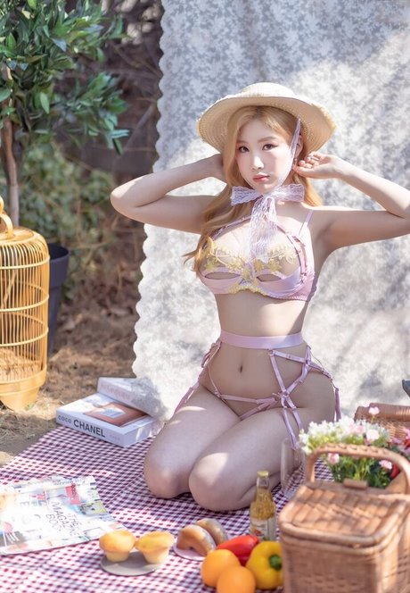 Yebin アダルト女優 画像