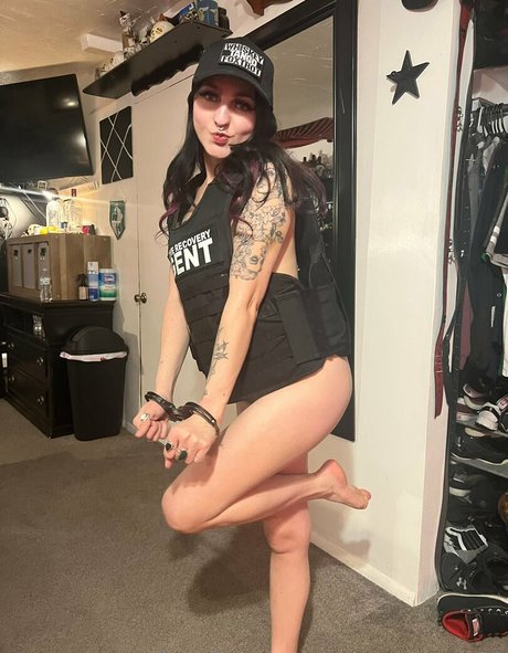 summersue22 美しいモデル 写真