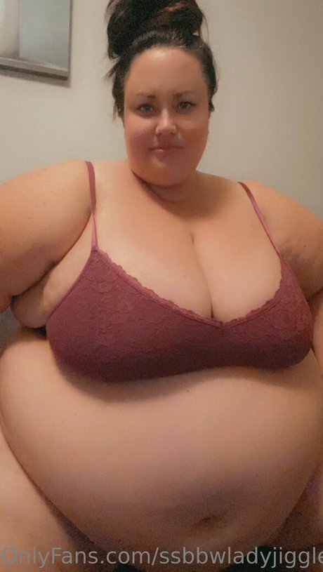 ssbbwladyjiggles 独占モデル 写真