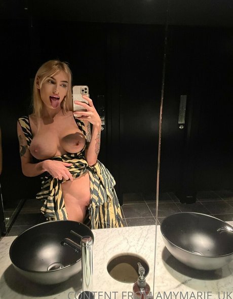 amymarie uk モデル 写真