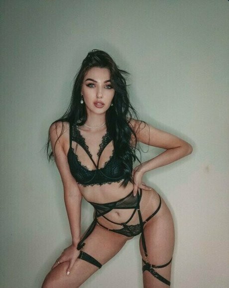 40歳のオンリーファンズ ヌード 写真