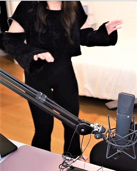 ヌード熟女オンリーファンズ 美しいxxx 画像