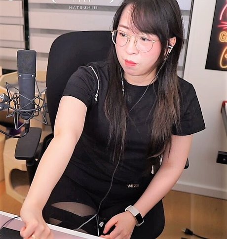 プッシー尻オンリーファンズ 無料ヌード 写真