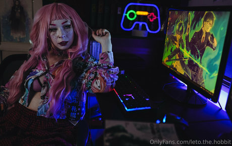 アジアン潮吹き オンリーファンズ ホットセクシー 写真