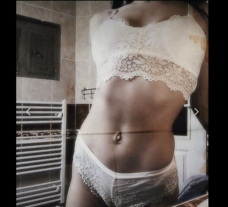 黒檀ペッギングオンリーファンズ ヌード アーカイブ