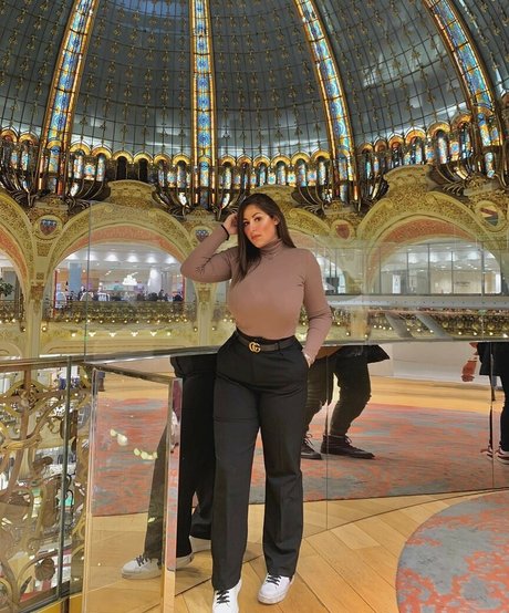 Jolanda Tummolillo トップポルノスター 写真