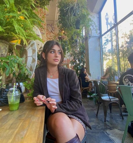 Yasmeen Fletcher 美しいモデル アーカイブ