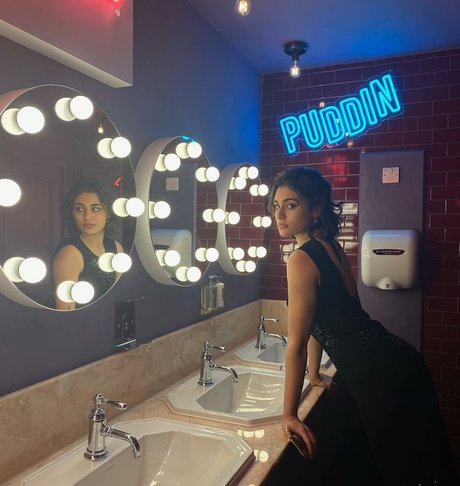 Yasmeen Fletcher 独占女優 アーカイブ