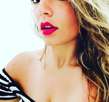 パパ ゲイ オンリーファンズ 美しい裸 写真