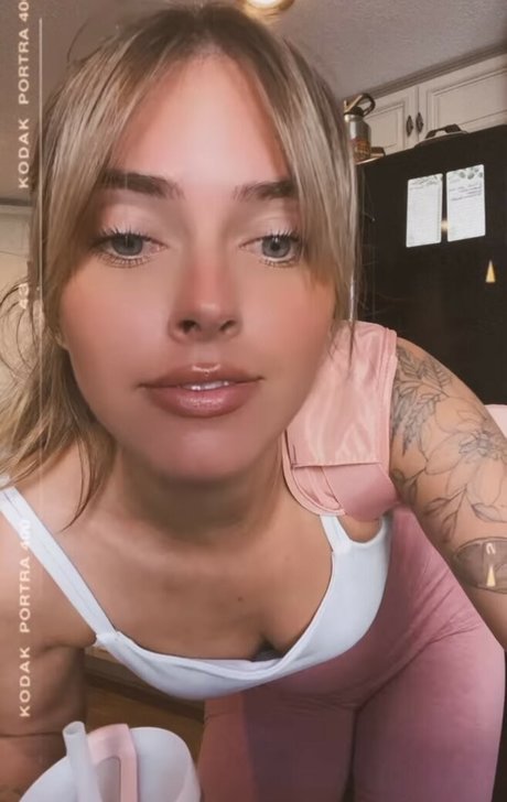 thatpineapplegirl スター xxx 画像