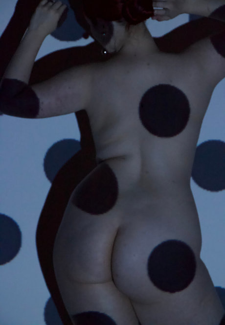 フィットネスアナルオンリーファンズ エロチック 写真