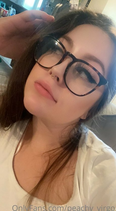 ジンジャーティーンオンリーファンズ HD 写真