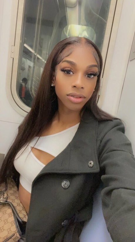 Tonya Gotti ポルノスター 写真