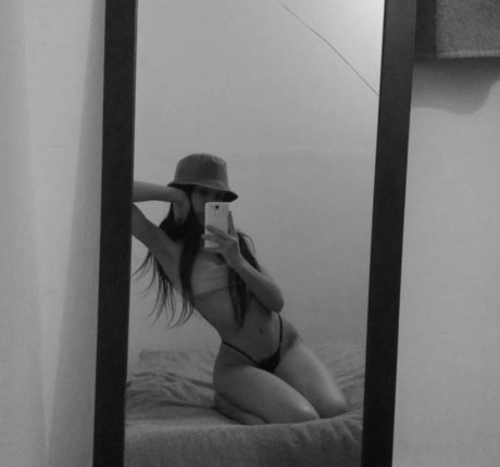 Miss Caffeine プロフィール写真