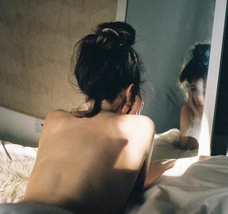 Miss Caffeine 美しいポルノスター ギャラリー