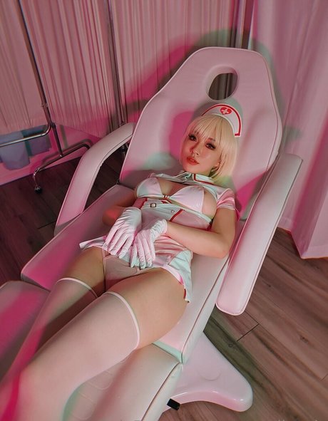 AI オンリーファンズ 無料裸 画像