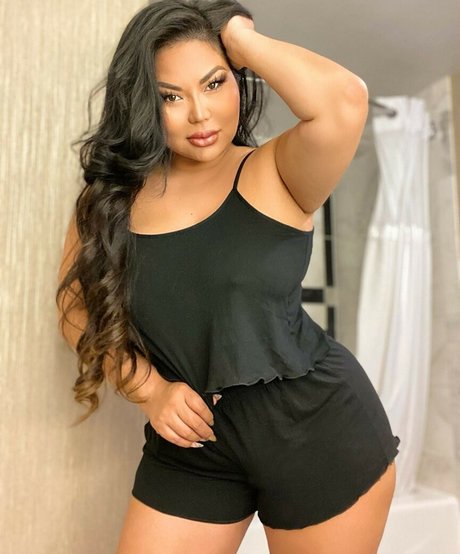 Mizuki Brown セクシーなスター 写真