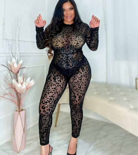 Mizuki Brown ヌードモデル アーカイブ