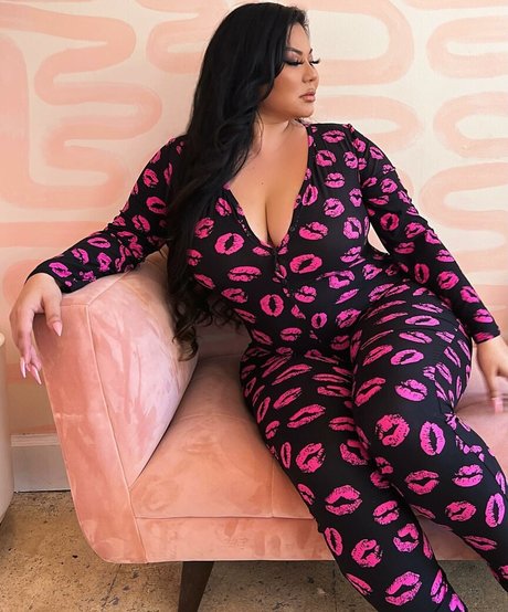 Mizuki Brown 美しいポルノスター 写真