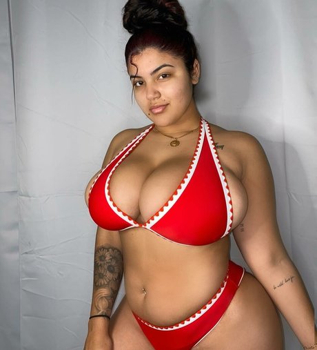 ぽっちゃりブルネットオンリーファンズ xxx ギャラリー