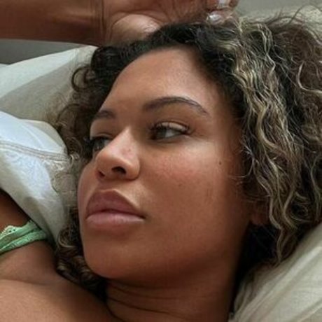 アナルオーガズム オンリーファンズ アート裸 アーカイブ