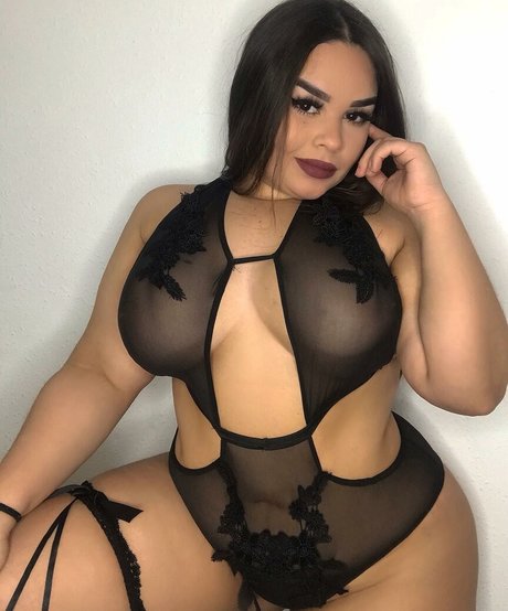 Curvyexoticaa 高品質モデル 写真