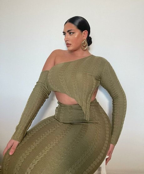 Irena Drezi 完璧な女優 写真