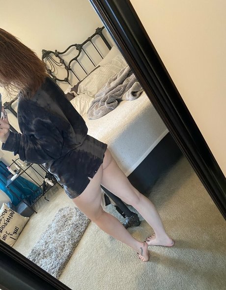 menarepotatoes エロティックなモデル 写真