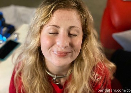 フェイシャルオンリーファンズ アート裸 ギャラリー